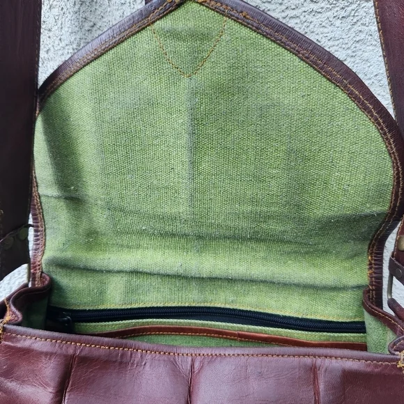 Vintage Messenger Bag Leather Brown Medium Lined Satchel Pockets Shoulder Strap - Picture 8 of 13
